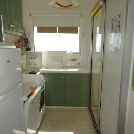 Appartamento à Port Avec Loggia Et Parking - Fr-1-335-187 *