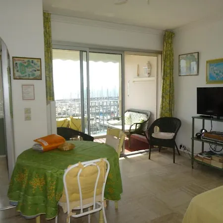 à Port Avec Loggia Et Parking - Fr-1-335-187 Appartamento