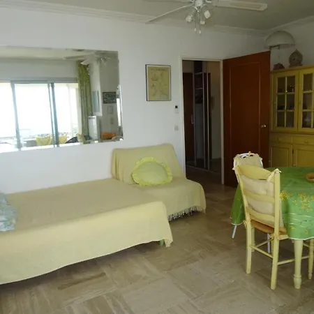 à Port Avec Loggia Et Parking - Fr-1-335-187 Appartamento *