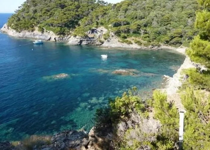 à Port Avec Loggia Et Parking - Fr-1-335-187 Appartamento *